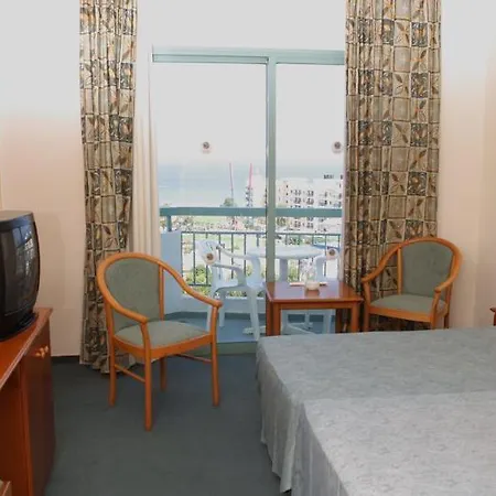 Antigoni Hotel 3*